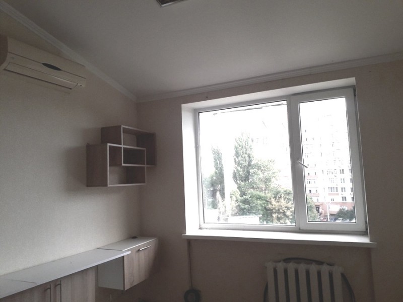 Офис Армейская