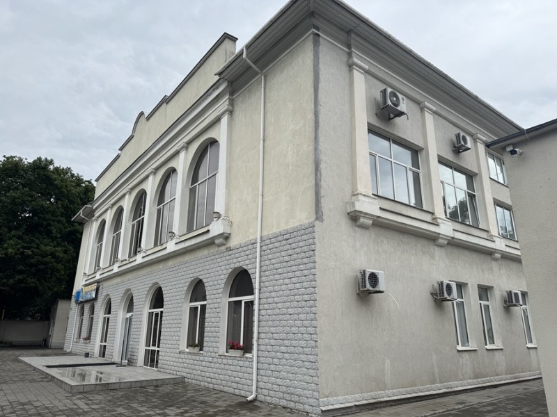 Здание Мира проспект