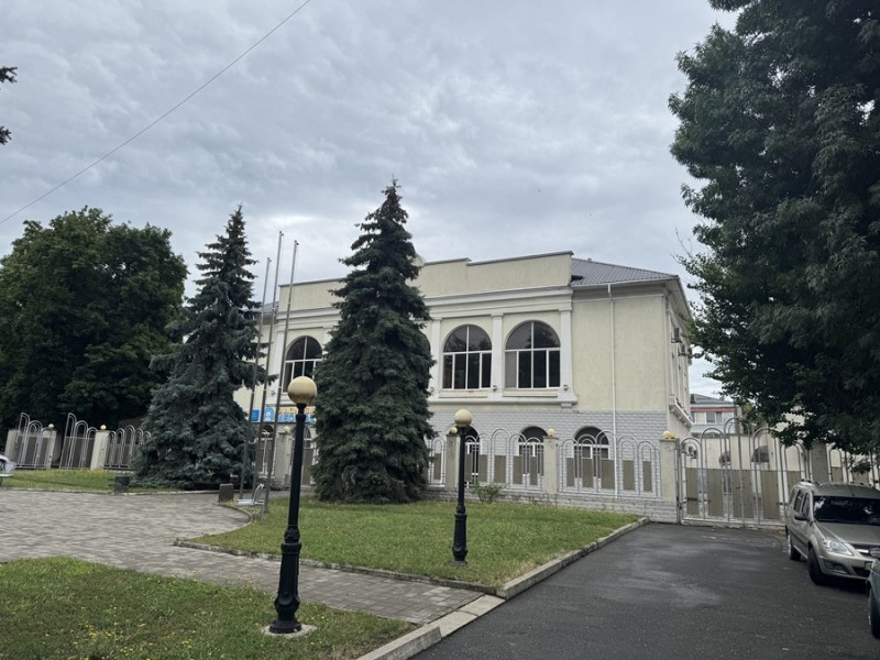 Здание Мира проспект