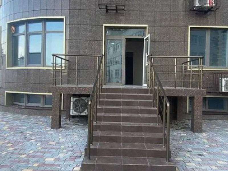 Помещение Украина, Одесса, Приморский район, Каманина