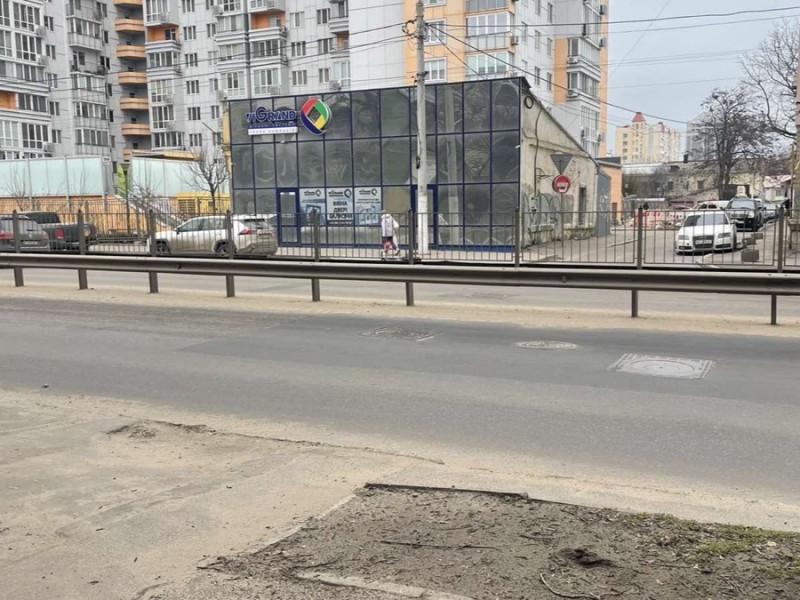 Здание Среднефонтанская