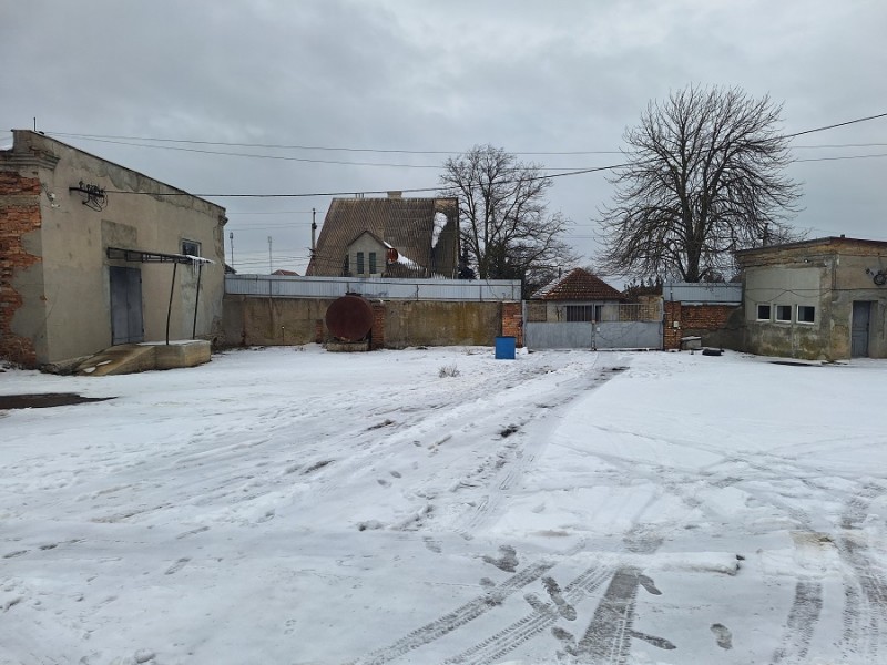 Коммерческий комплекс Киевское шоссе