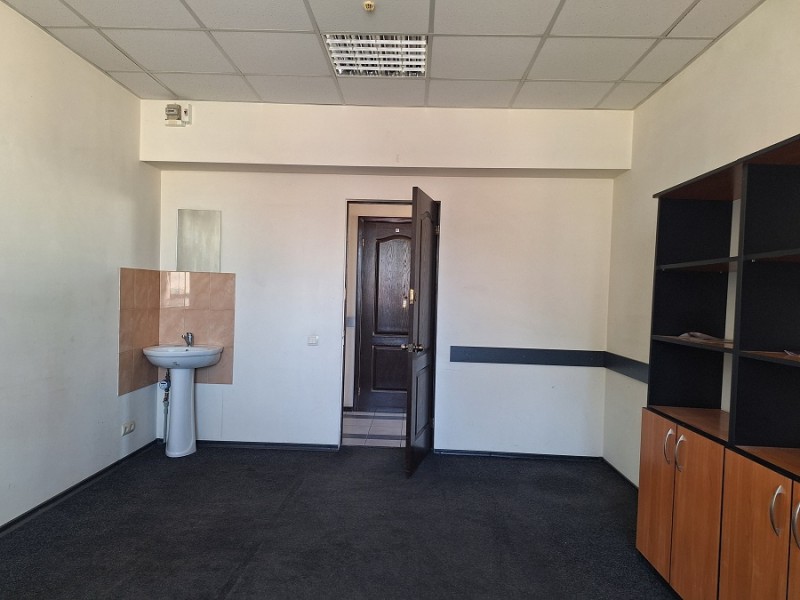 Здание Виноградная