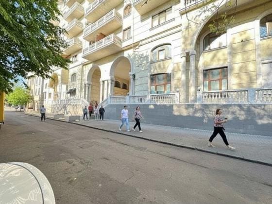Помещение в ЖК Ренессанс