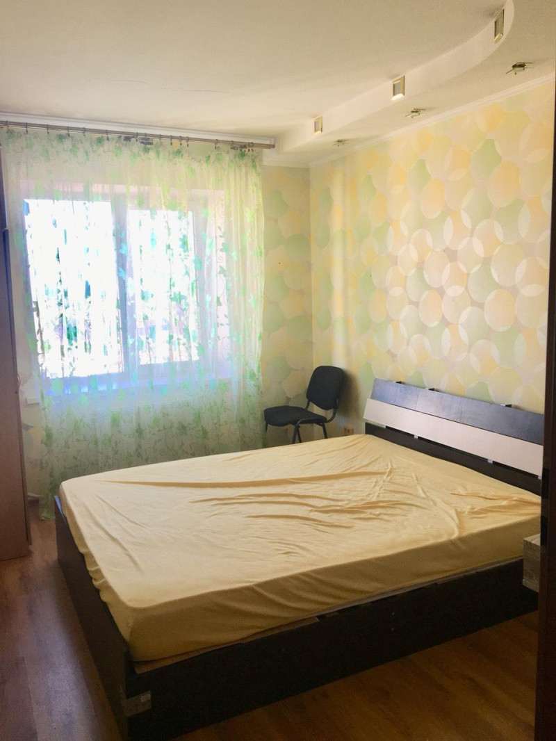 2-комнатная квартира Пишоновская