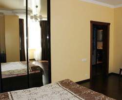 Фото 2: 3-комнатная квартира в Одессе Приморский район Цена аренды 700