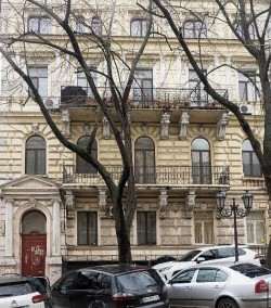 Фото 22: 4-комнатная квартира в Одессе Центр Цена аренды 2500
